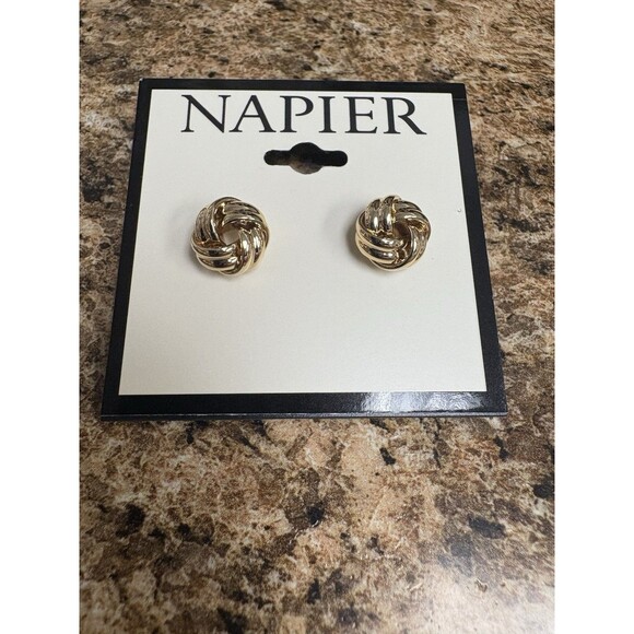 NWT NAPIER Knot Gold Tone Stud Post Pierced Earrings 136P - Picture 1 of 6